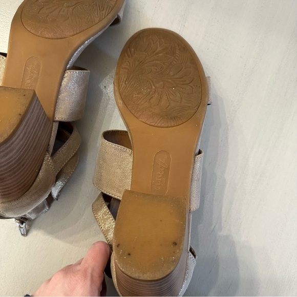 Sofft Aldina Euro Soft Women’s Metallic Champagne Block Heel Sandal Sz 11M GUC - Picture 10 of 10